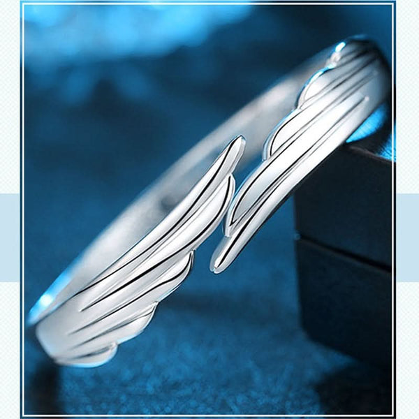 Amazing Winged Cuff - Live Once With The Right Choices | Low Stock